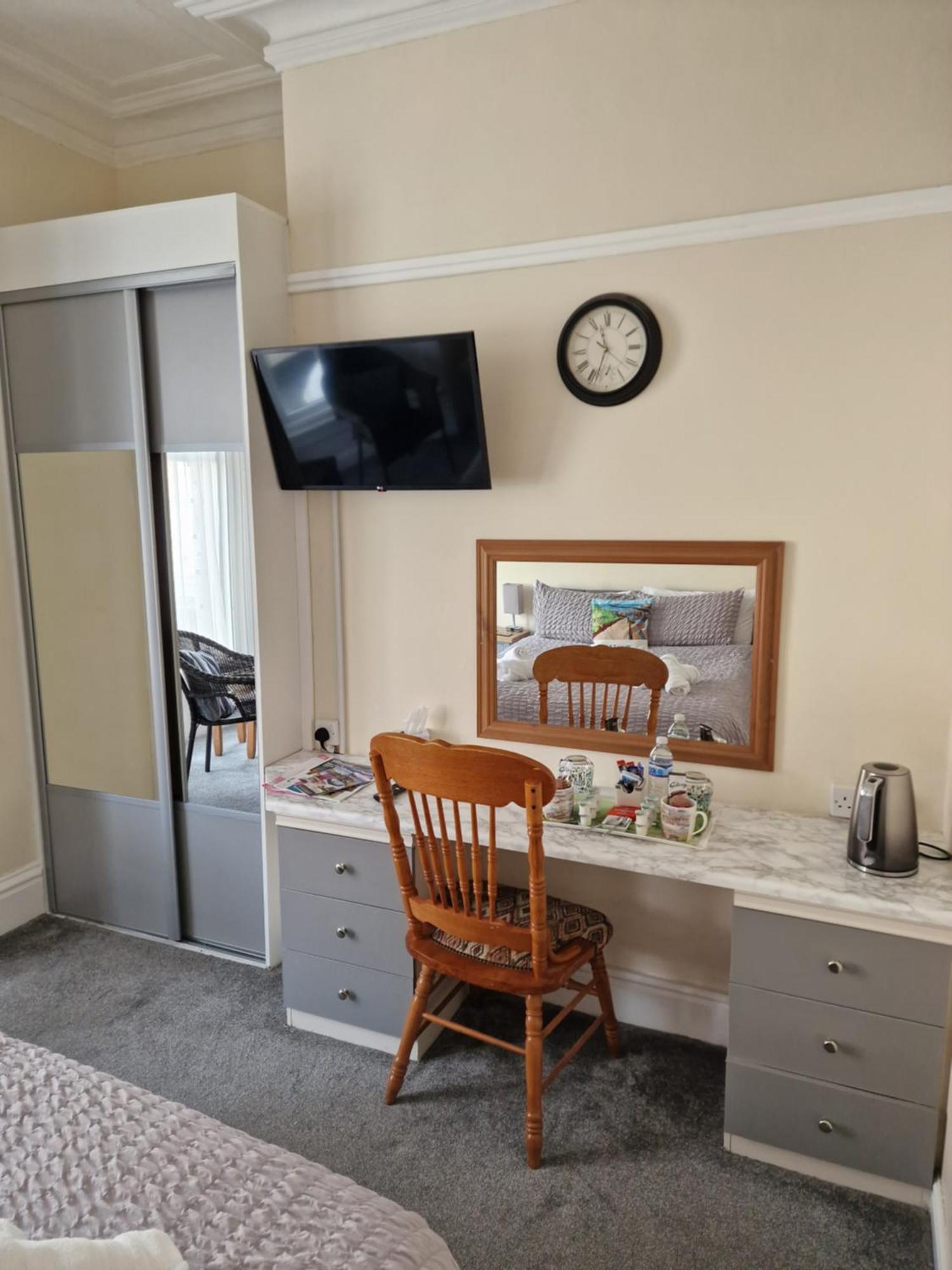 The Europa Guest house Whitby